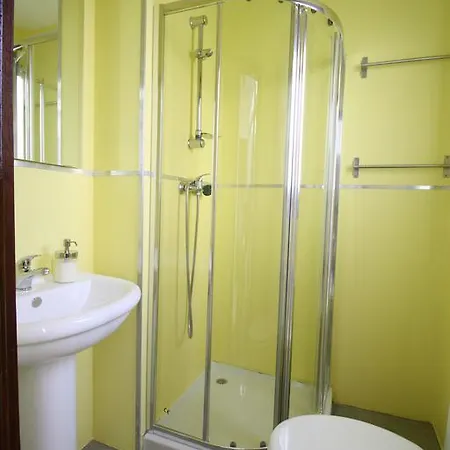 Terrace In For Groups Apartment Lissabon