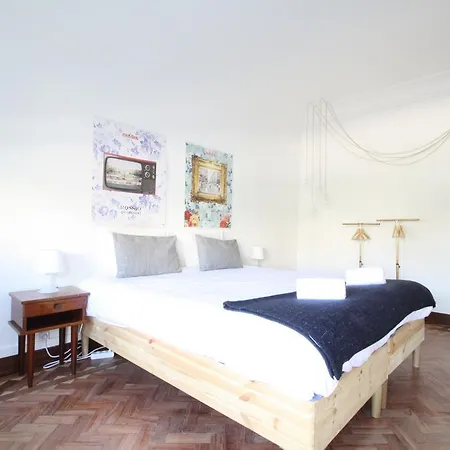 Terrace In For Groups Lissabon