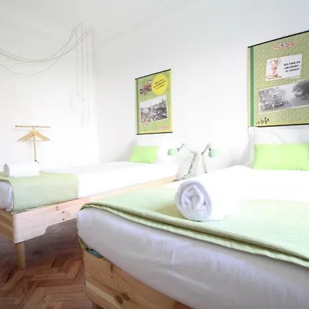 Terrace In For Groups Lissabon