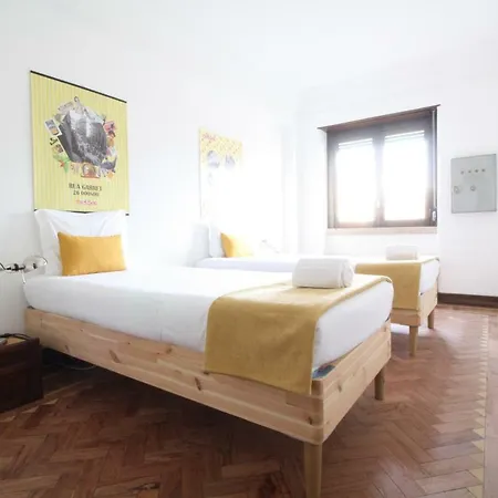 Apartment Terrace In For Groups Lissabon